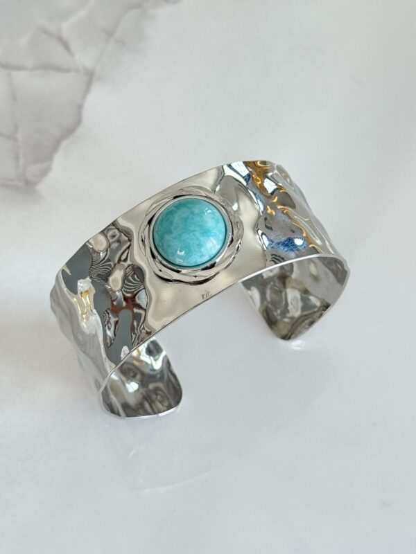 “Tobie Turquoise”