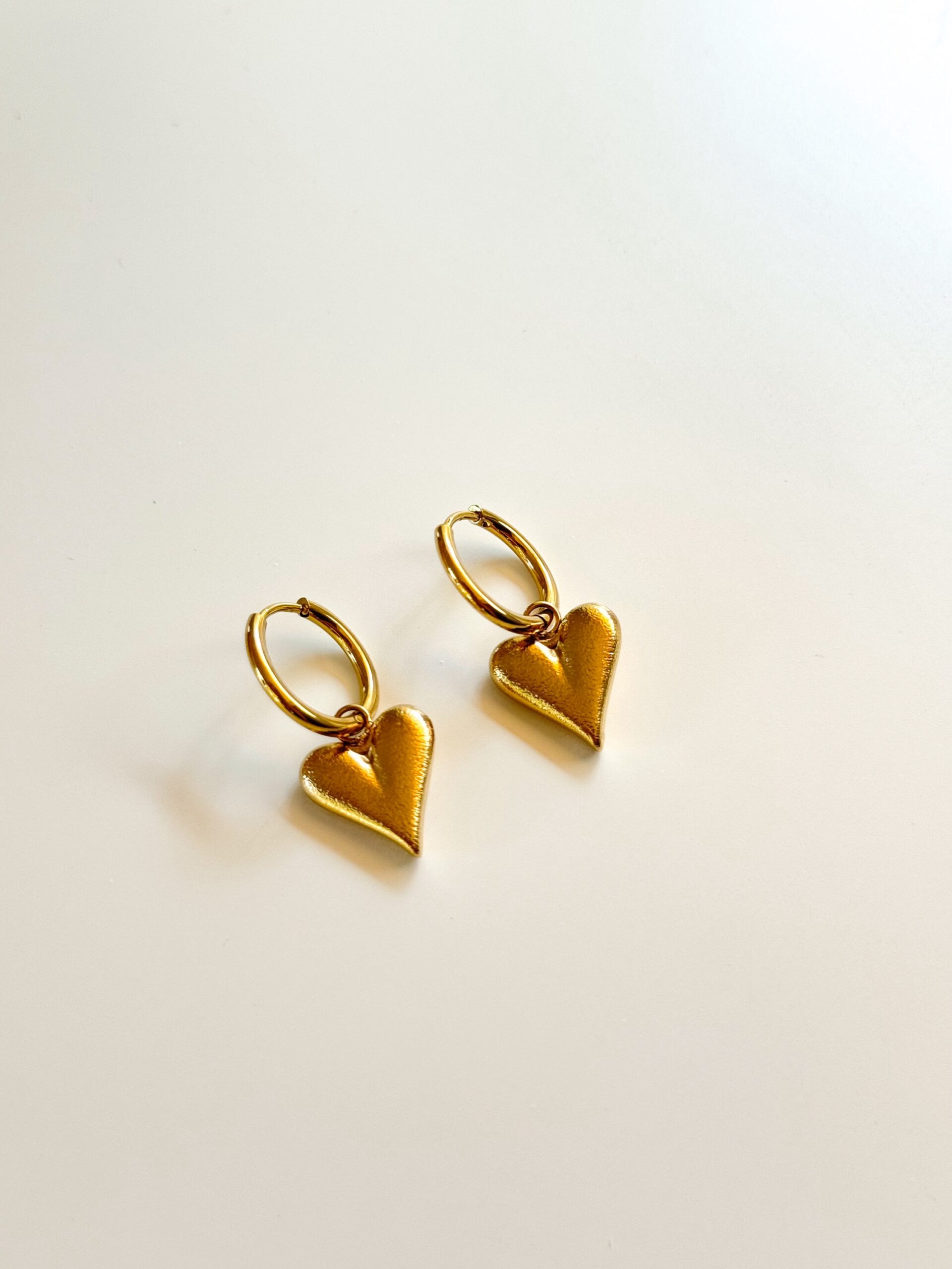 “Heart on hoop”