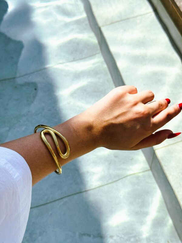 “Liberta Bangle”