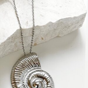 "Caribbean Shell Necklace”