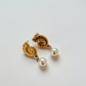 “Pearly Shell”