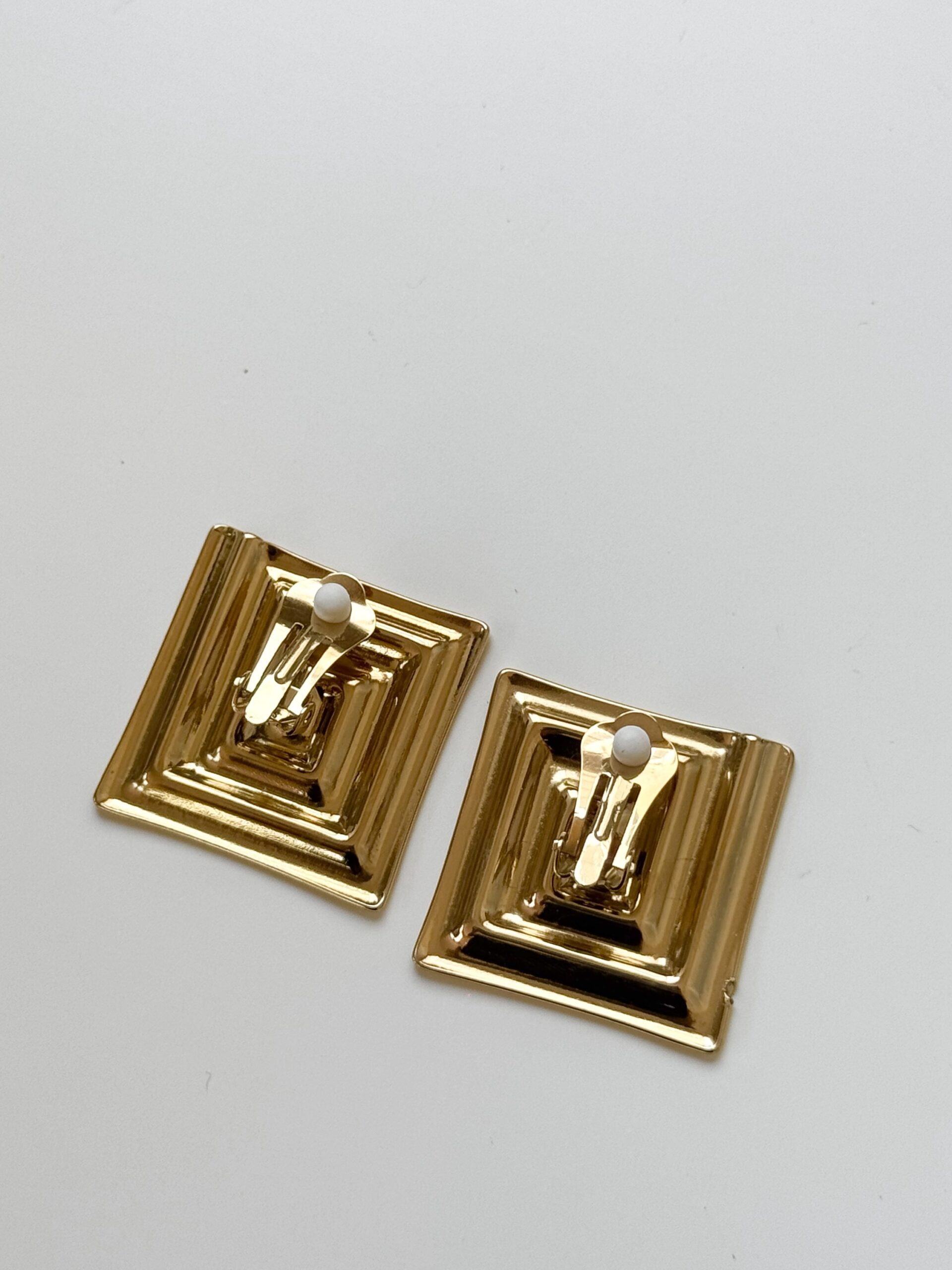 “Golden Labyrinth Clip-on” - Image 3