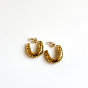 “Bee Hoops”