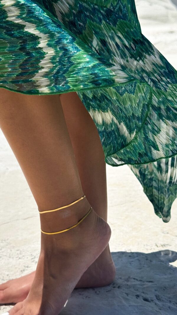 “Snake anklet”