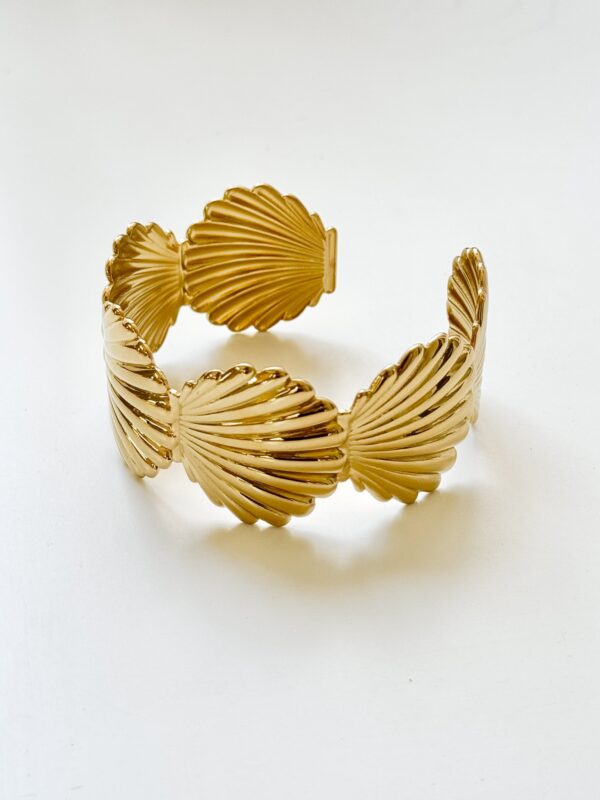“Multishell Bangle”