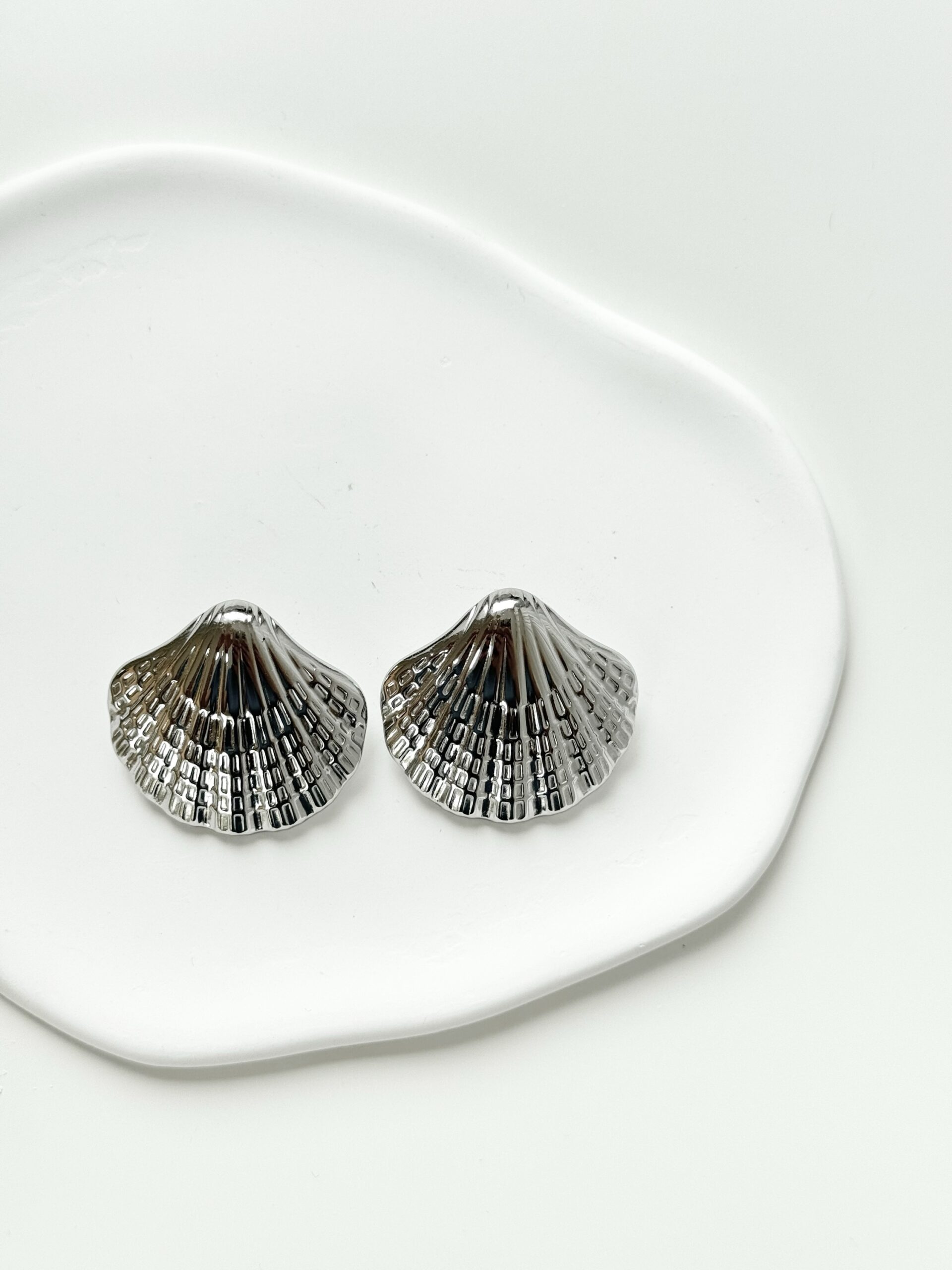 “Silver Shells”