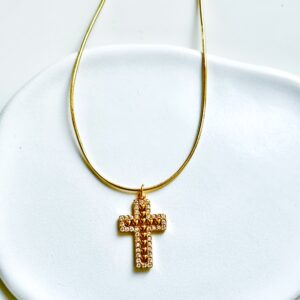 “Amorette Cross”