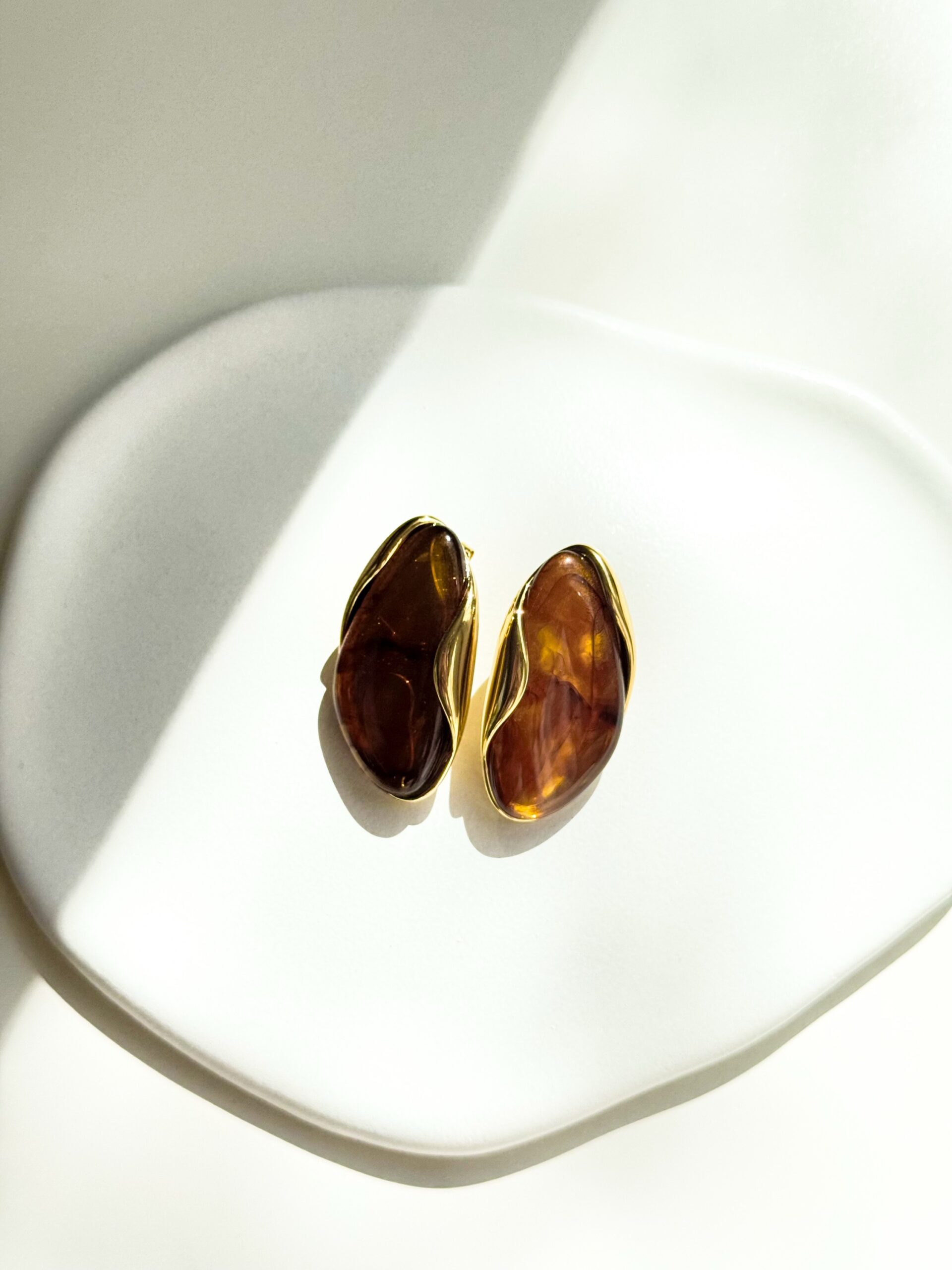 “Arabella Coffee Brown”