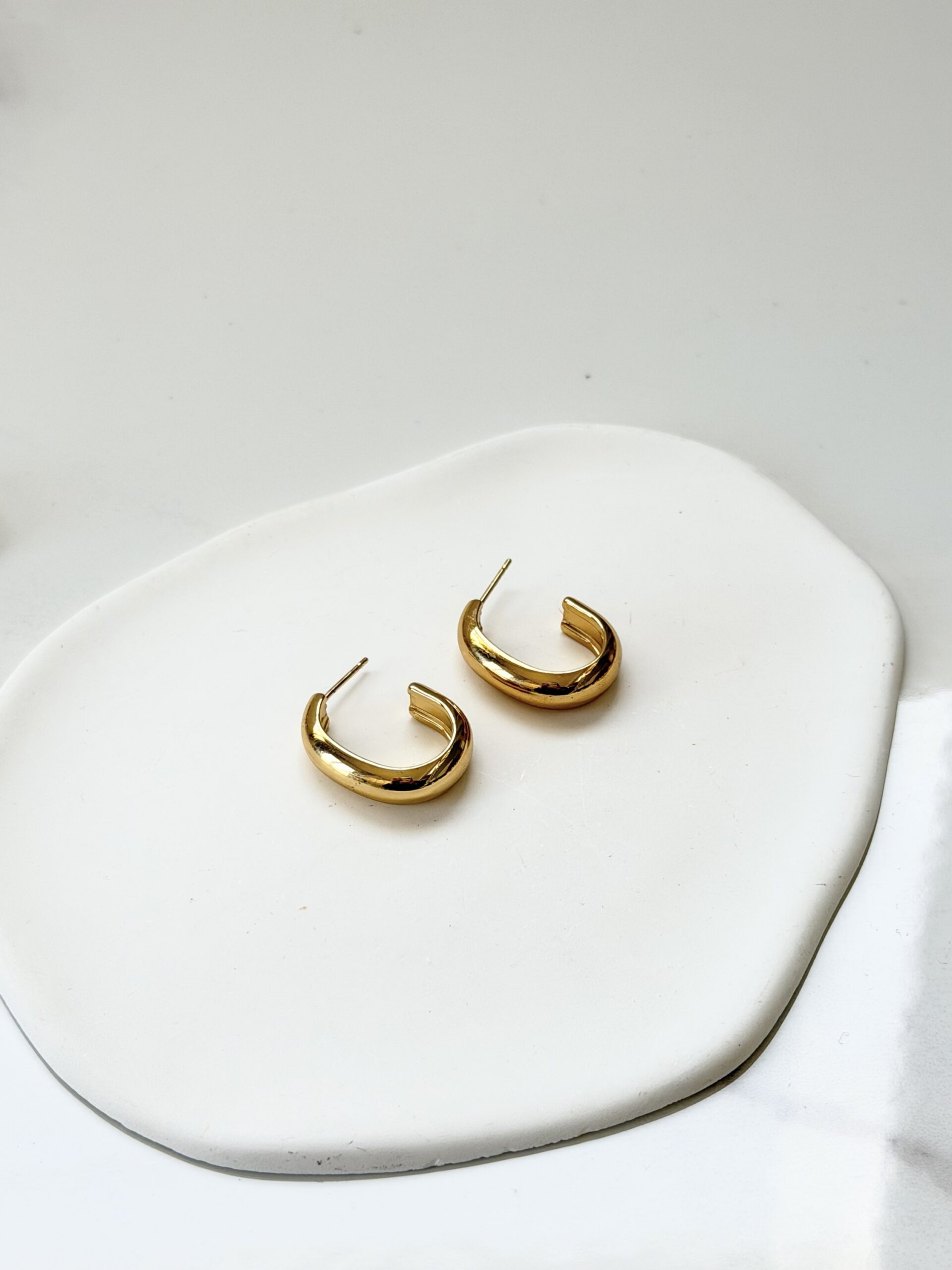 “Medium-Daily Hoops”