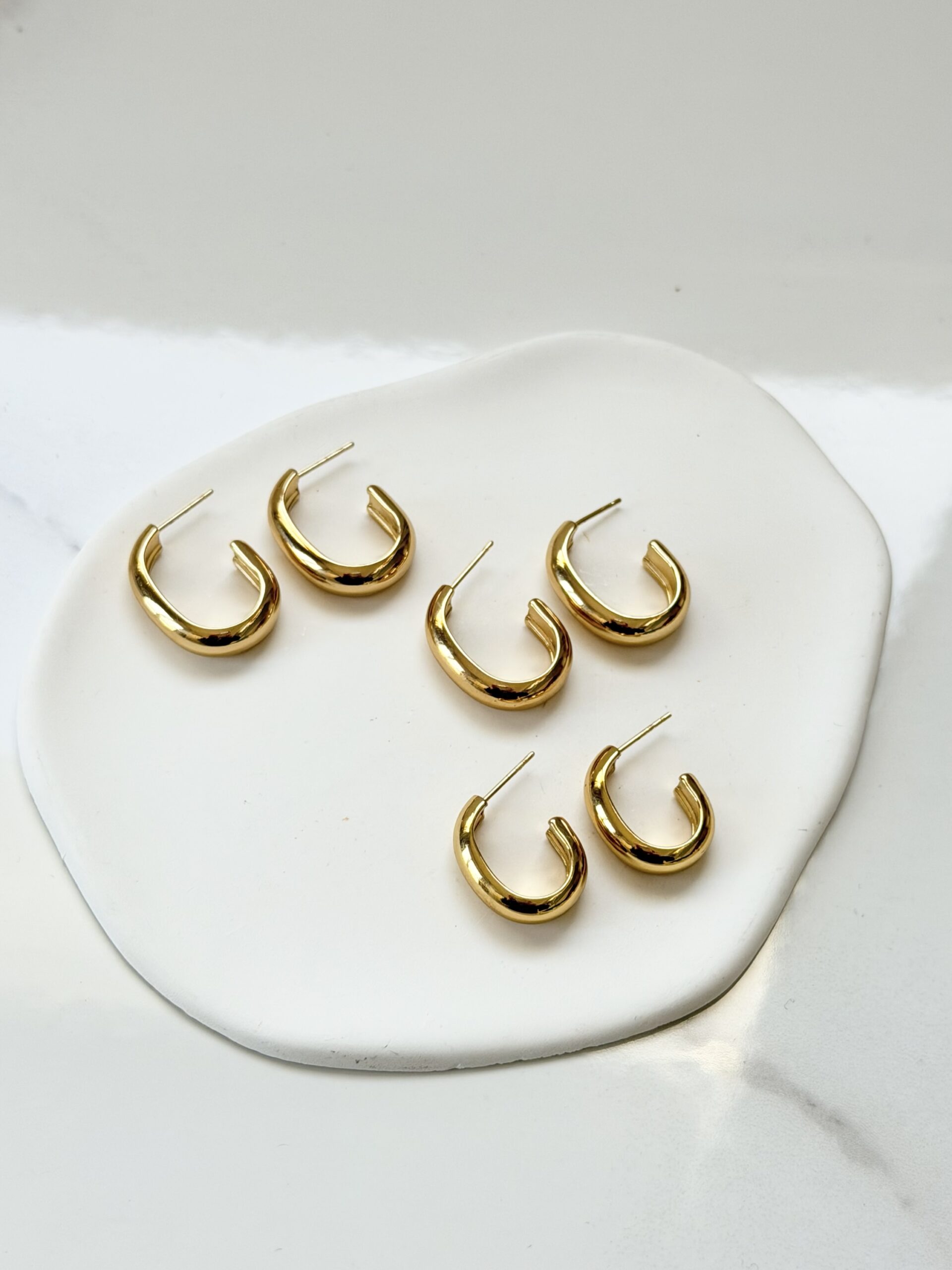 “Medium-Daily Hoops” - Image 2