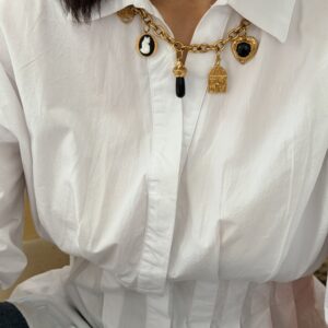 “Love Tie Chain”