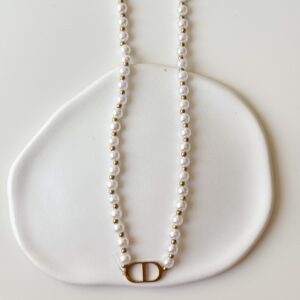 "Apoline pearl” necklace