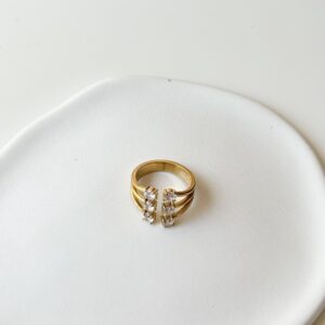 “Celeste” ring