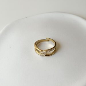 “Liora” ring